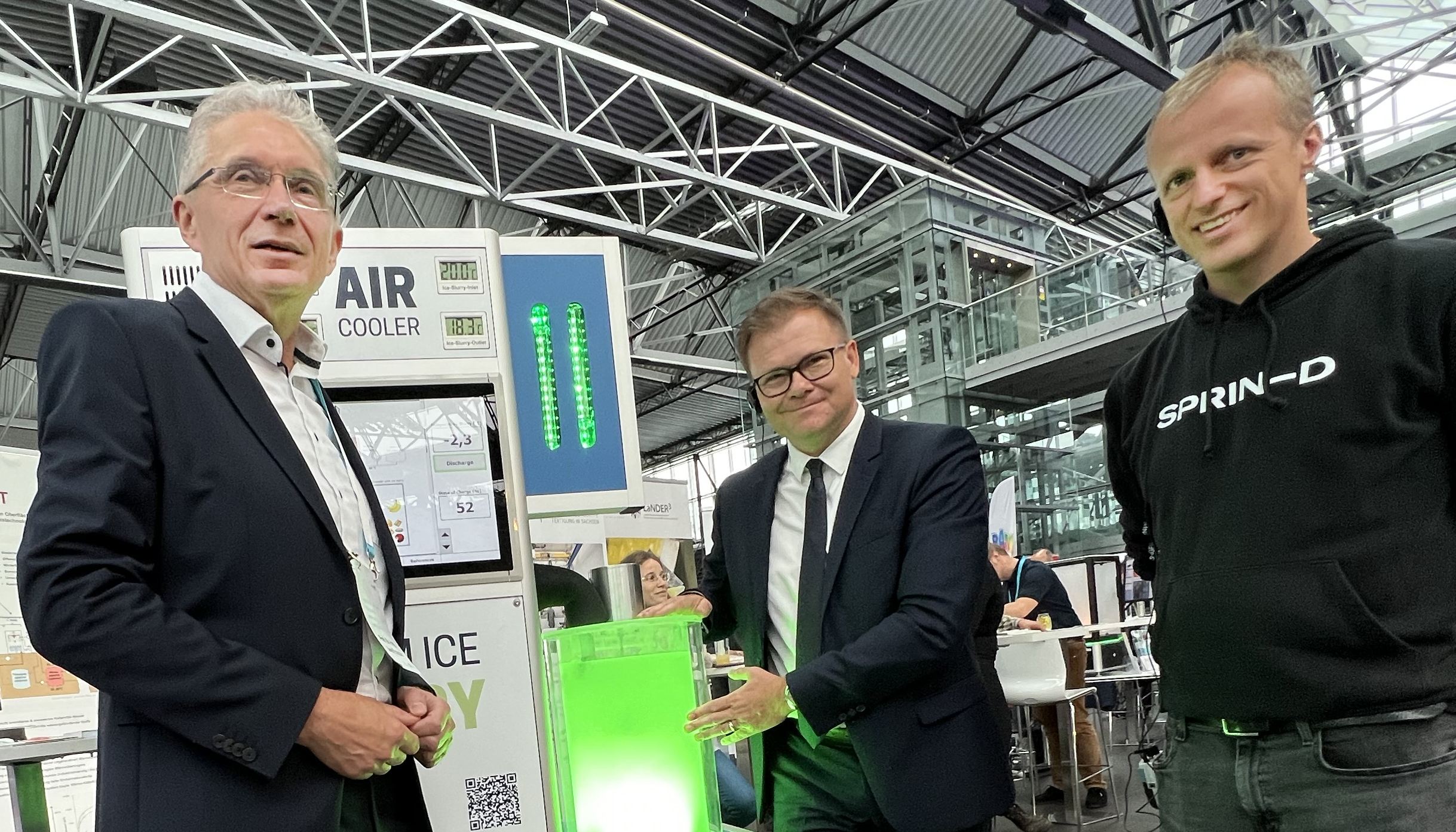 ischen Innovationskonferenz im Flughafen Dresden 